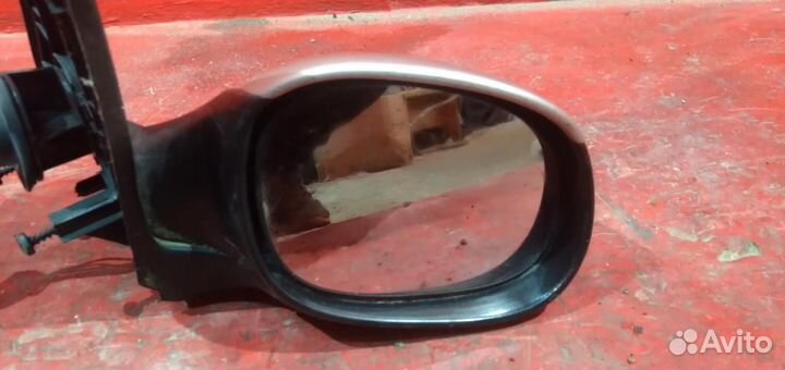 Пежо 206 зеркало правое электрическое серое