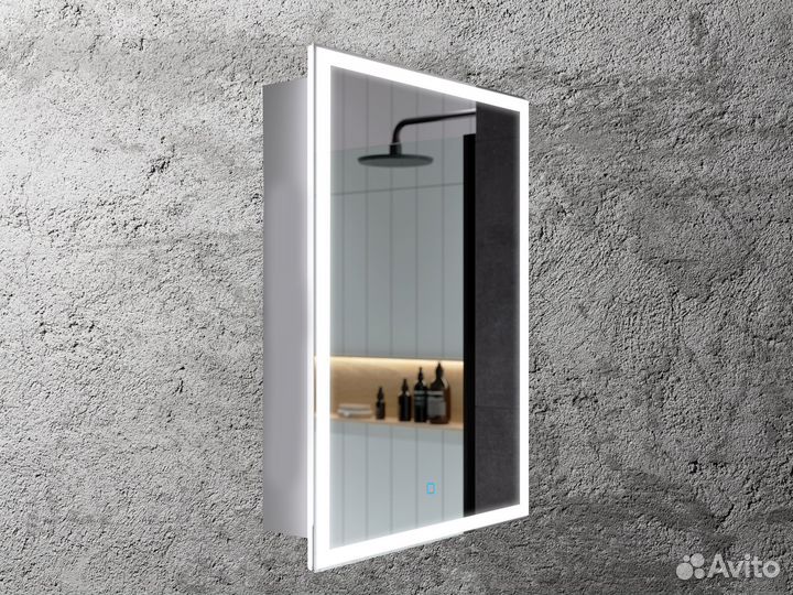 Зеркальный шкаф в ванную Квадро