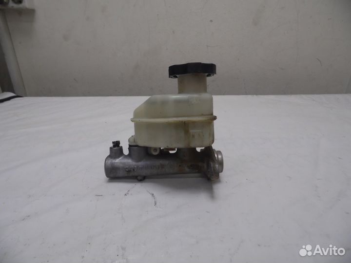 Цилиндр тормозной главный Hyundai Elantra 2000-201