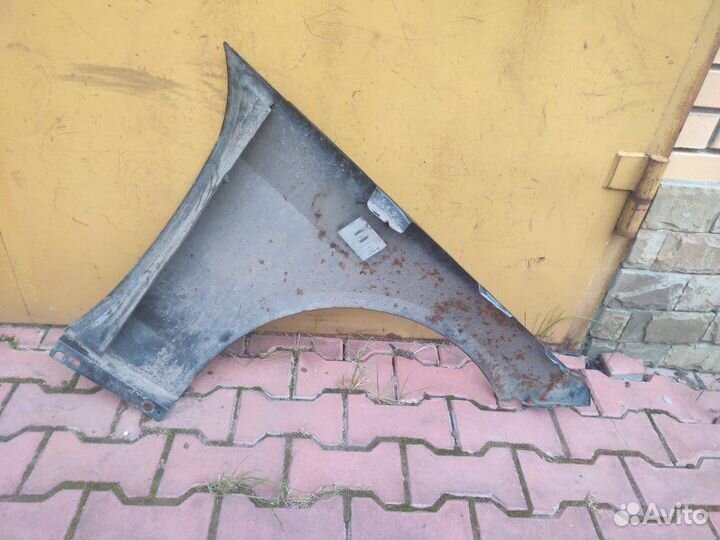 Крыло переднее левое переднее левое Mercedes W212