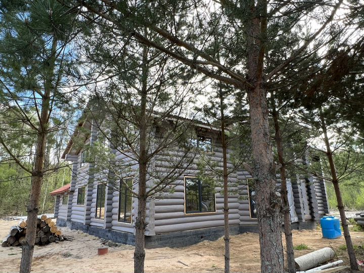 Дом 420 м² на участке 18 сот.