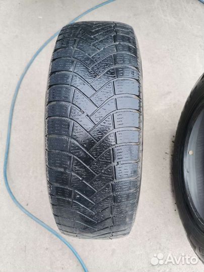 Pirelli Ice Zero FR 185/65 R15