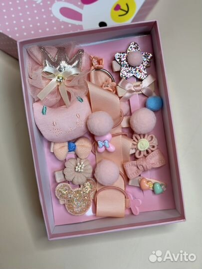 Набор заколочек