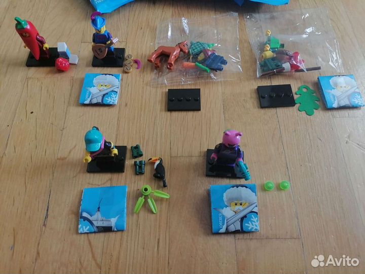 Коллекционные фигурки серия 22