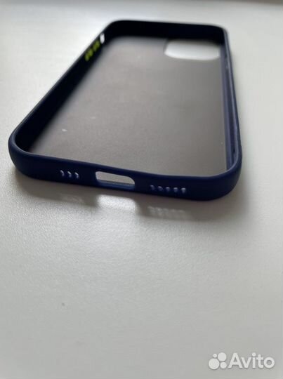 Чехол для iPhone 12