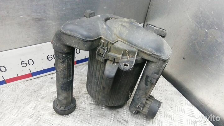 Корпус воздушногo фильтра Volkswagen Transporter