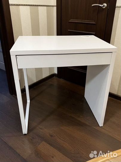 Стол письменный IKEA micke / Икея микке