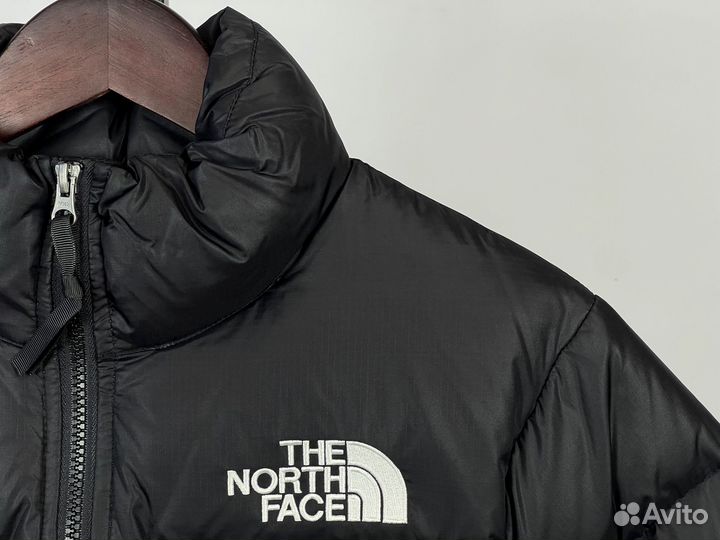 The North Face 1996 Retro Nuptse (W)