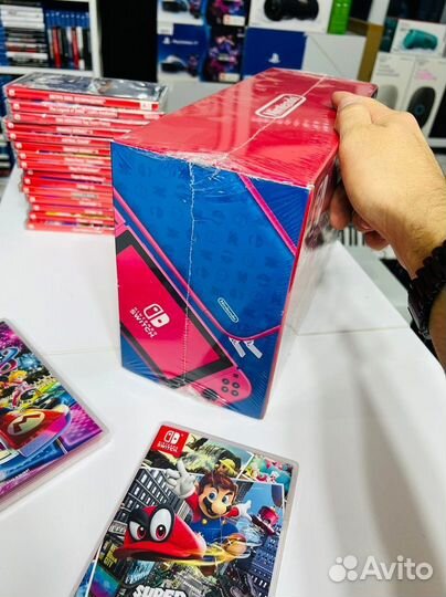 Nintendo Switch Mario Limited Edition Новая