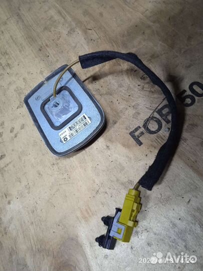 Антена GPS dodge Charger