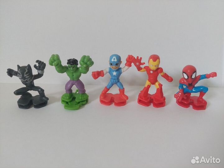 Игрушка из kinder surprise, marvel