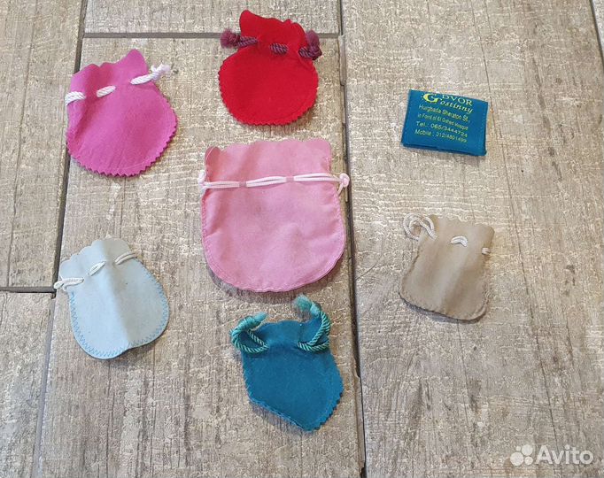 Подарочные коробки и мешочки