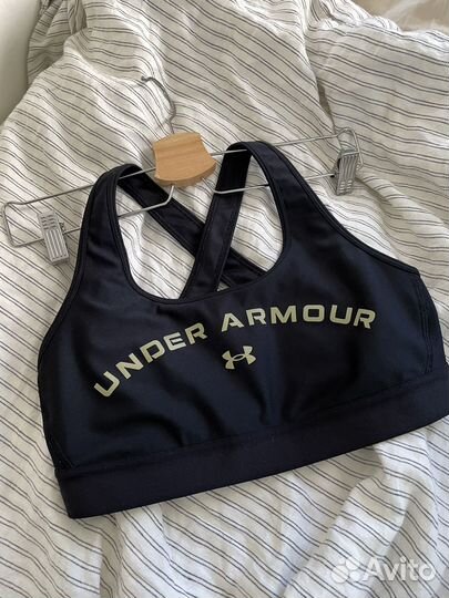 Under Armour спортивный топ бра
