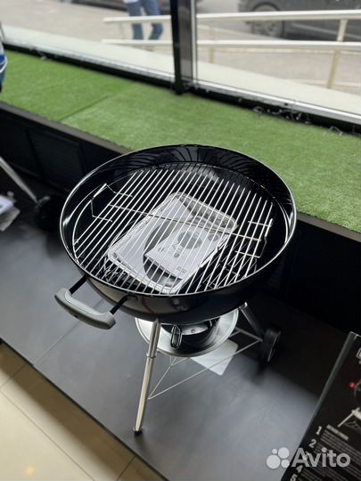 Гриль Угольный Weber Classic Kettle 57 см