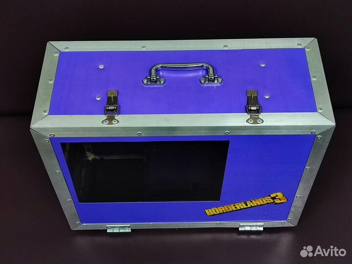 Переносной корпус-кейс для компьютера