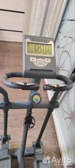 Эллиптический тренажер torneo