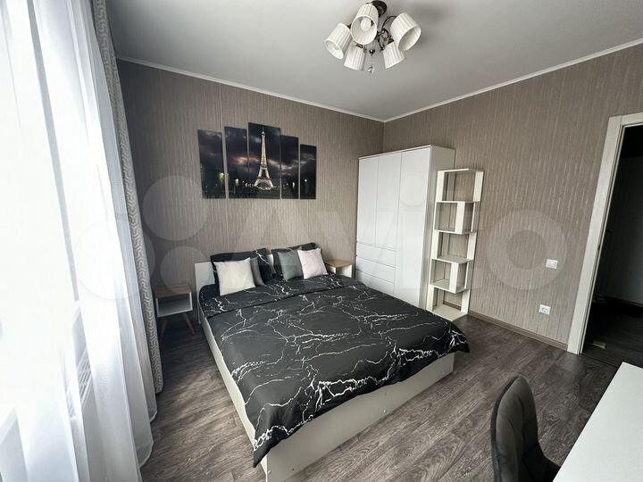 2-к. квартира, 56 м², 12/17 эт.