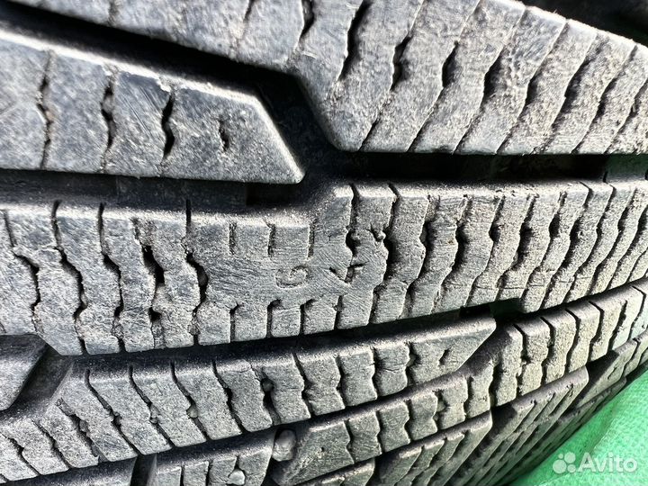 Nokian Tyres Hakkapeliitta R 215/50 R17