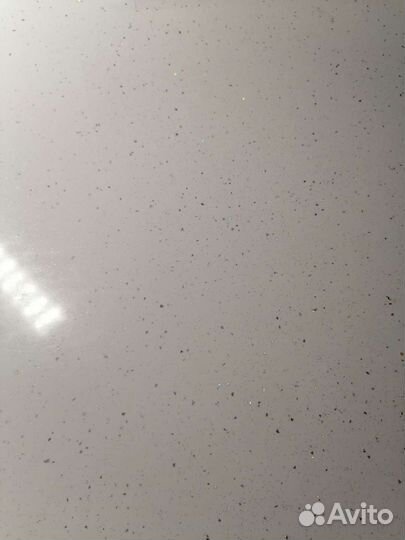 Письменный стол белый