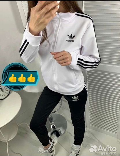 Спортивный костюм adidas новый