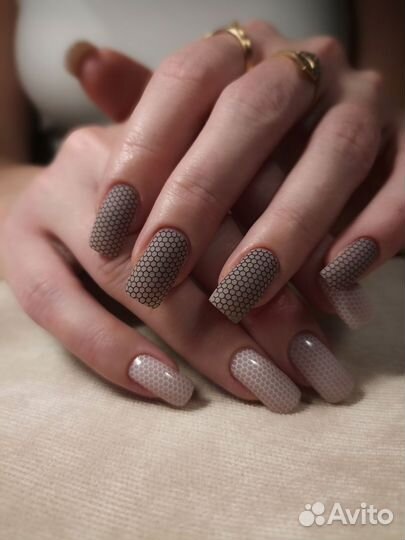 Маникюр, педикюр