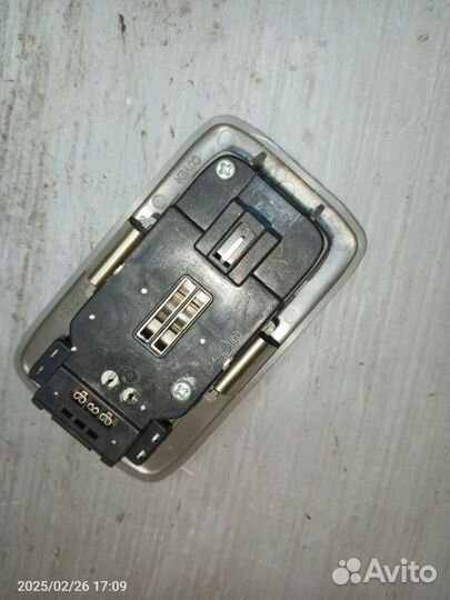 Плафон подсветки салона Nissan Murano VQ35 2007