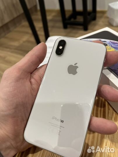 iPhone Xs, 256 ГБ