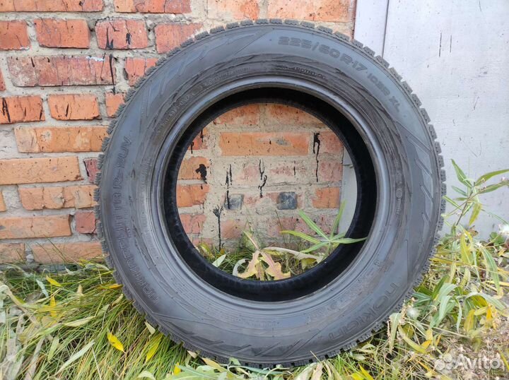 Nokian Tyres Hakkapeliitta R2 SUV 225/60 R17