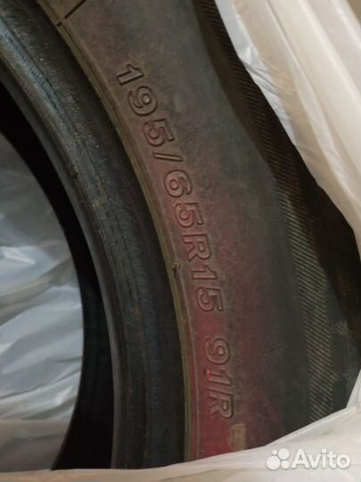 Bridgestone Blizzak RFT 195/65 R15