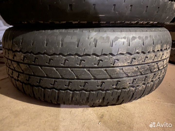 Bridgestone Dueler A/T 265/65 R17