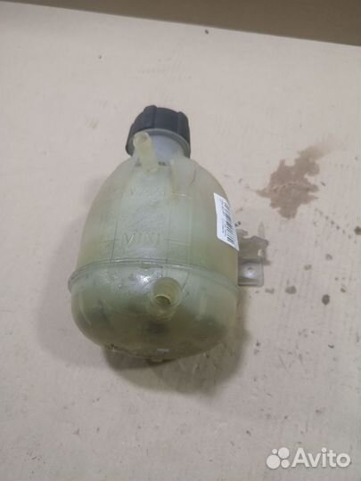 Бачок расширительный Renault Kangoo