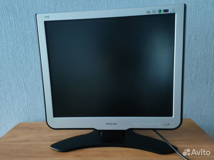 Монитор для компьютера philips 190C6