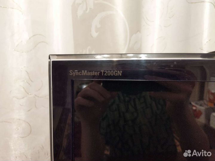 Монитор Samsung