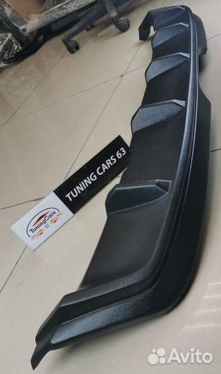 Диффузор на задний бампер Лада Веста Седан - Ун-л