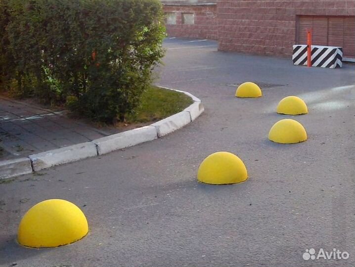 Бетонные полусферы