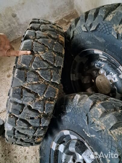 ACCU-TRAC 40K 215/90 R15 43D