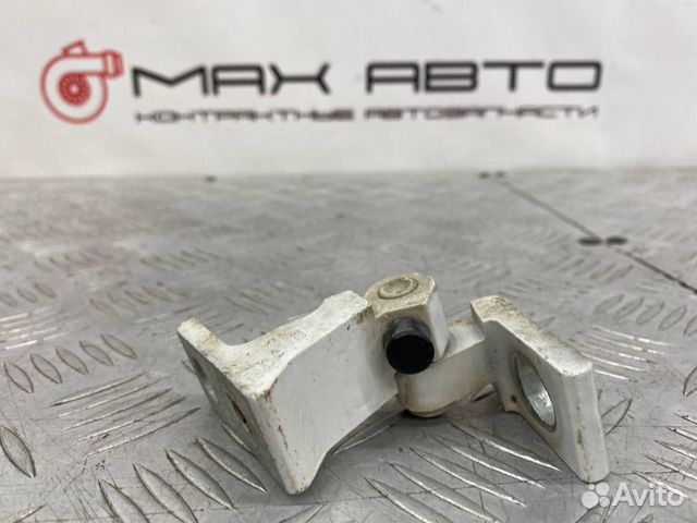 Б/У петля двери передний левый Volkswagen Polo 602