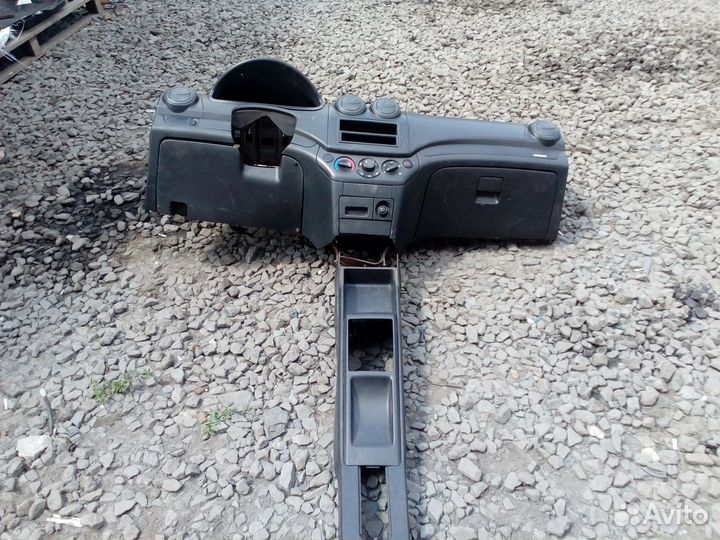 Торпедо Chevrolet Aveo T250 (2011)