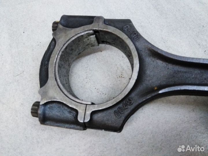 Поршень с шатуном Мерседес