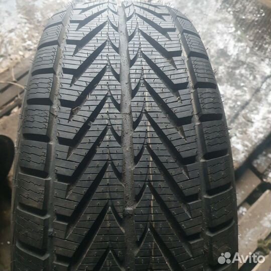 Vredestein Wintrac 4 Xtreme 255/65 R16