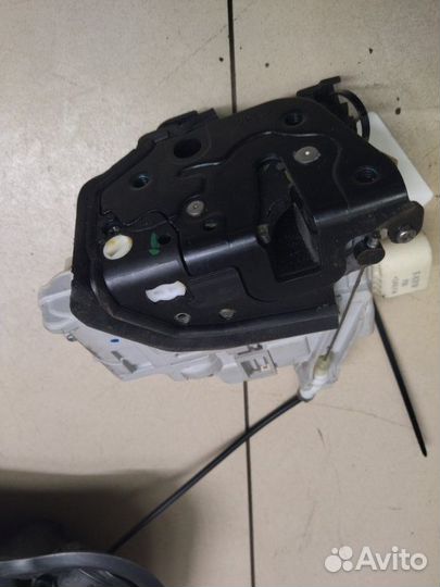 Замок двери задний правый Audi A6 C7 CDN 2.0 tfsi