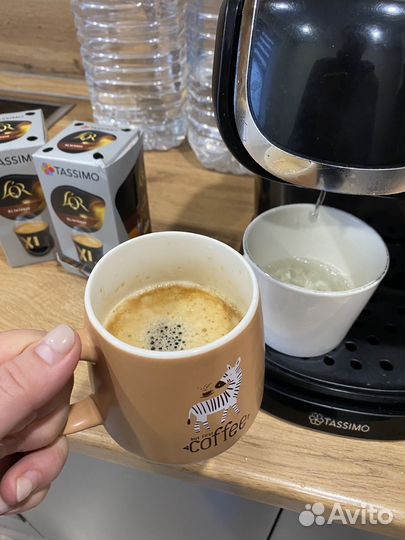Капсульная кофемашина + капсулы