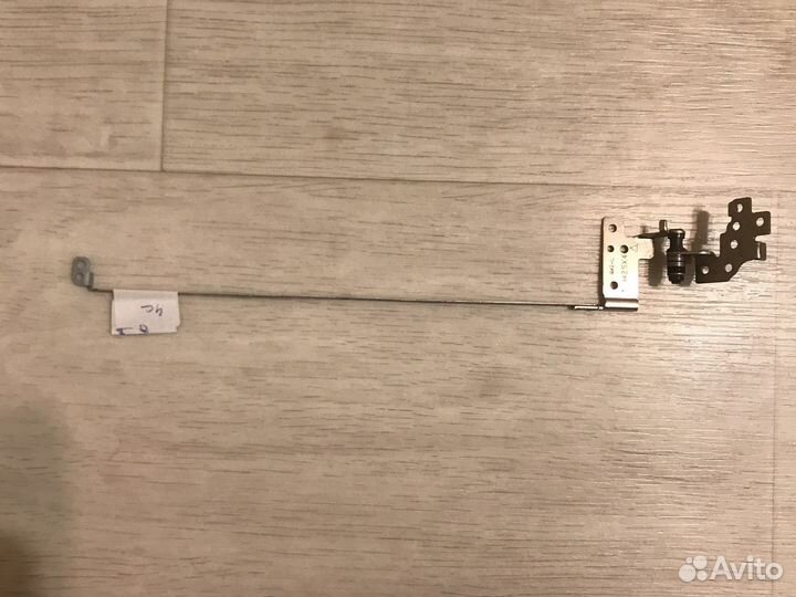 Петля (левая ) для ноутбука samsung np355v4c