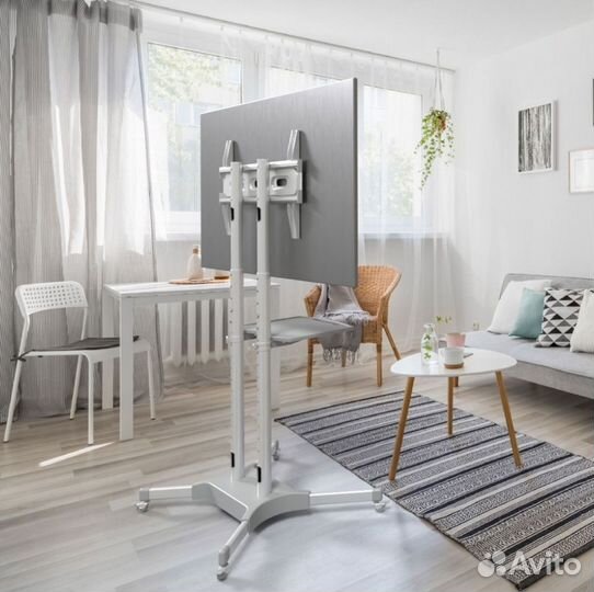 Стойка для телевизора 32