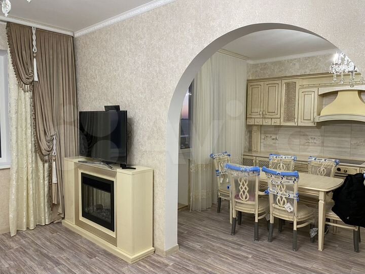 3-к. квартира, 101 м², 9/17 эт.