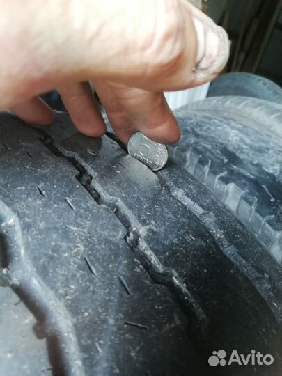 Bridgestone Alenza 001 215/70 R15C