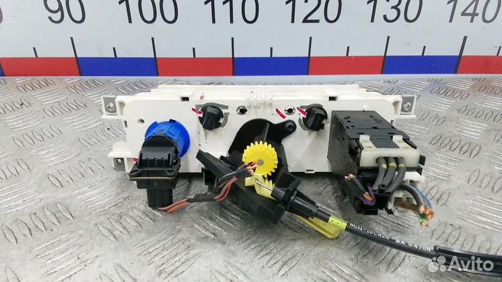 Блок управления климатической установкой Ford Tour