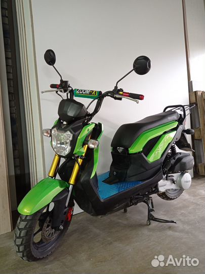 Скутер Vento Naked