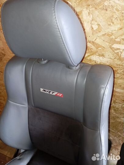 Сиденья джип гранд чероке вк-1, срт-8