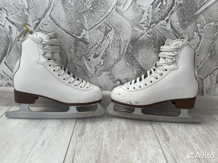Коньки фигурные